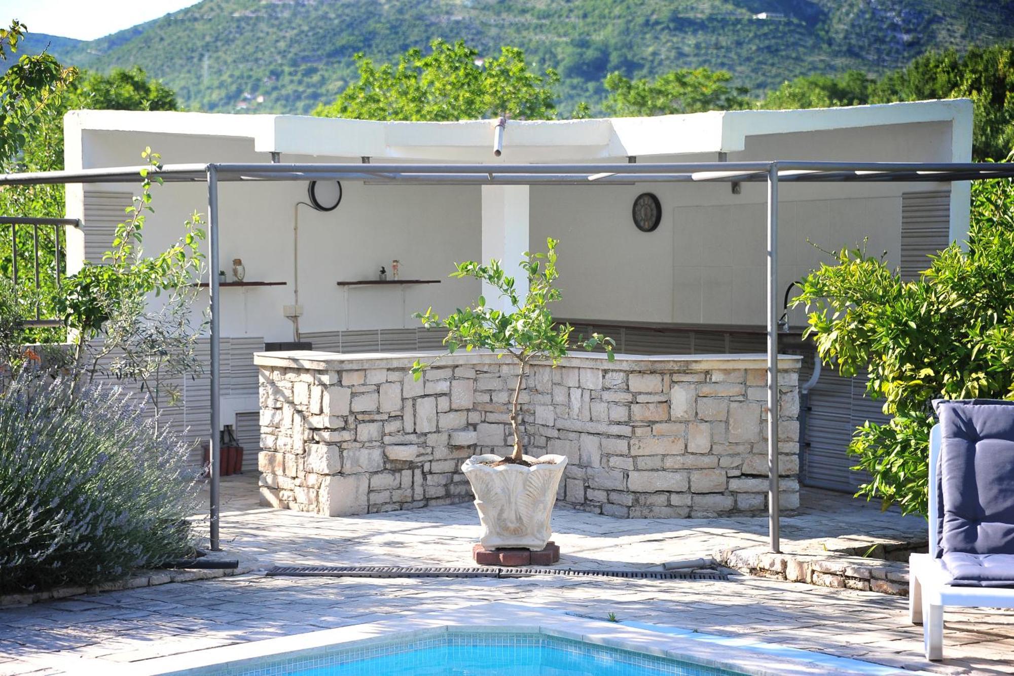 Pool House Maslina * Mostar